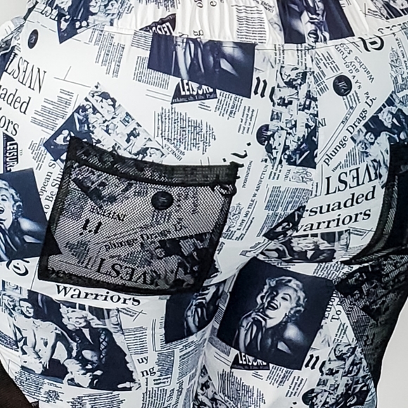 Newsprint Marilyn Joggers - Picture 2 of 7